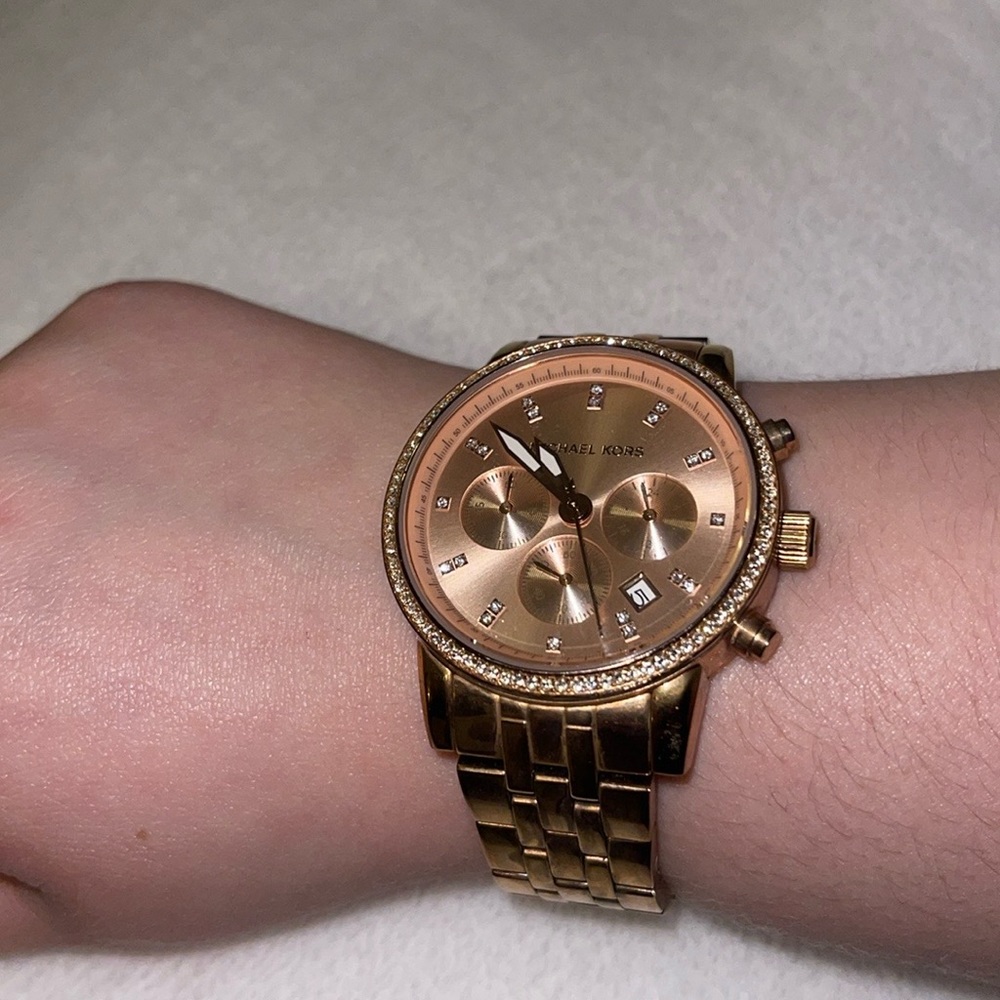 Michael Kors Rose Gold-Tone Stainless Steel Watch - Large Watch Face - Preloved